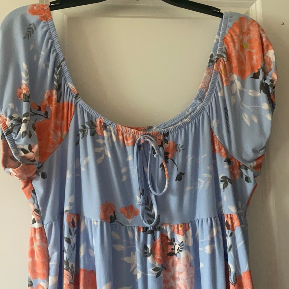 Never worn! Took tags off. SO XXL woman’s dress